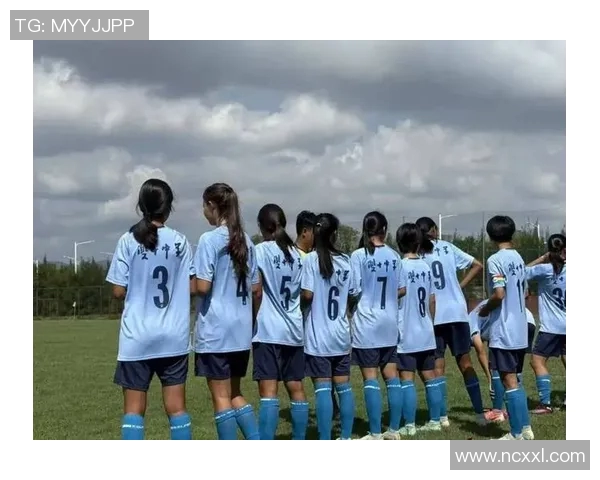 榆林首位女足球星崭露头角,闪耀赛场成就耀眼传奇